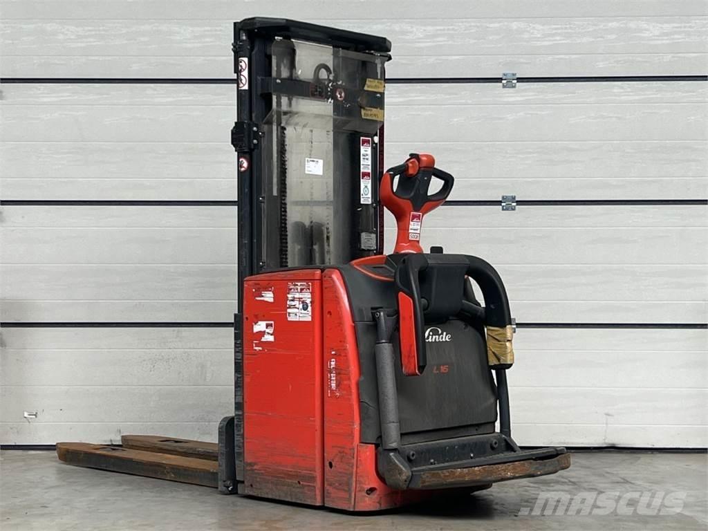 Linde L16AP Järelkäidavad virnastajad