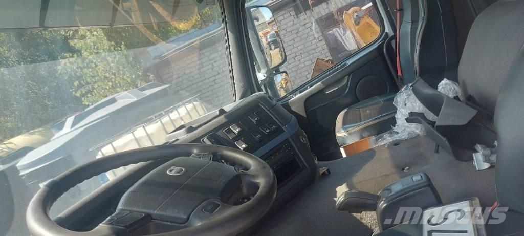 Volvo FM 330 Raamautod