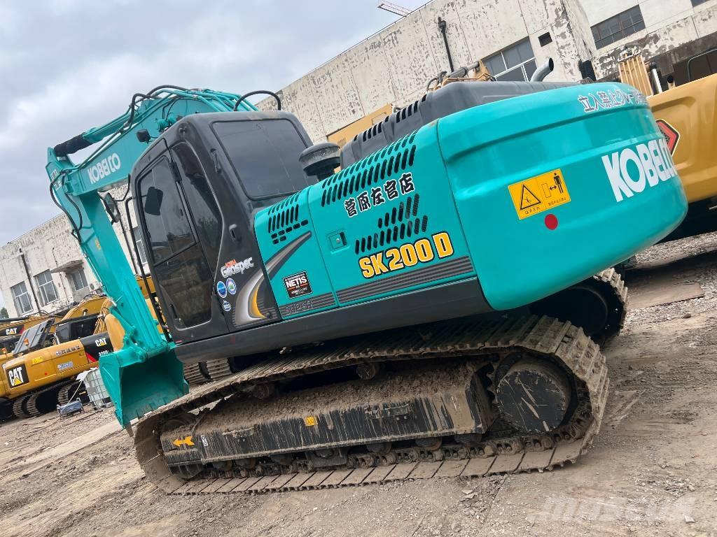 Kobelco SK 200 Roomikekskavaatorid