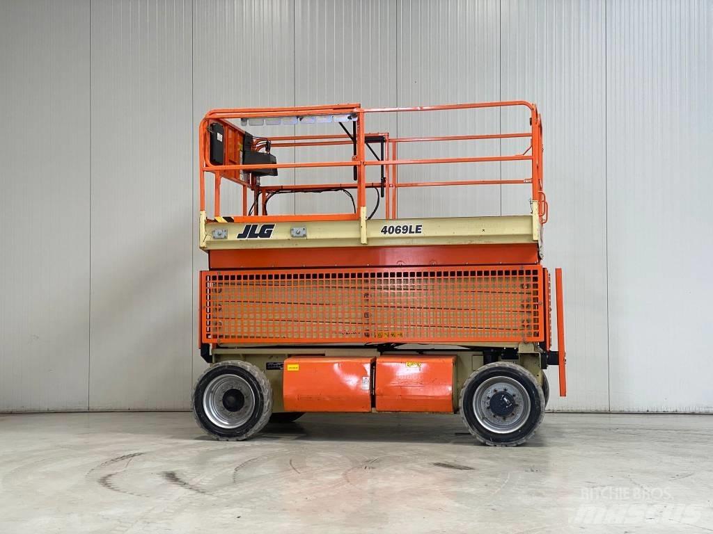JLG 4069LE Käärtõstukid