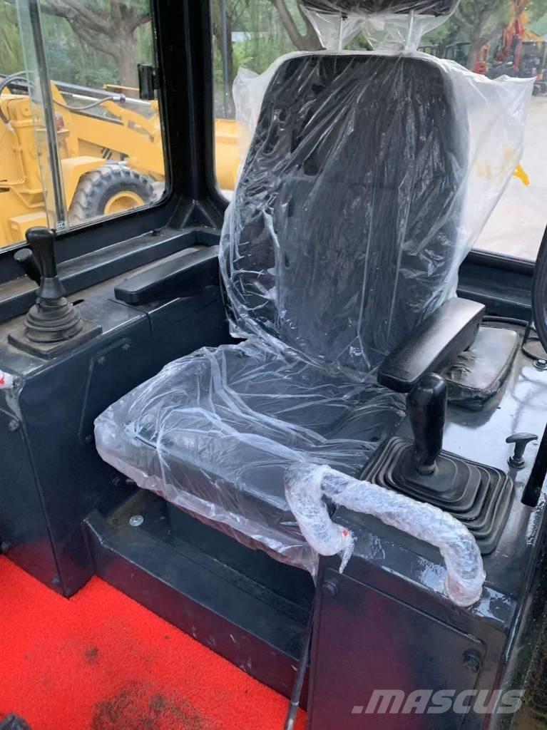 CAT D 5 K Buldooserid
