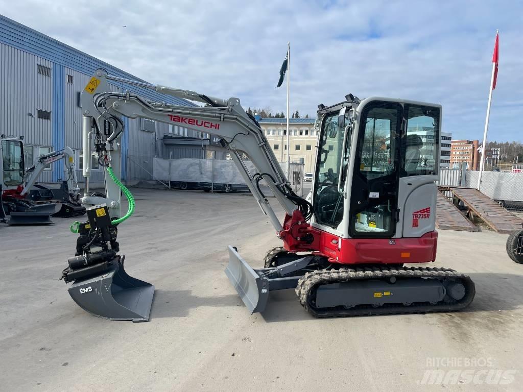 Takeuchi TB 335 R Miniekskavaatorid < 7 t