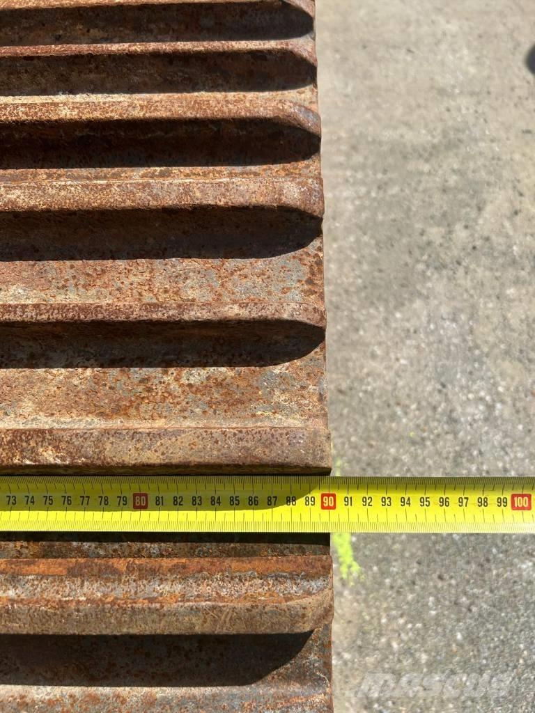 Liebherr R 926 LC Roomikekskavaatorid