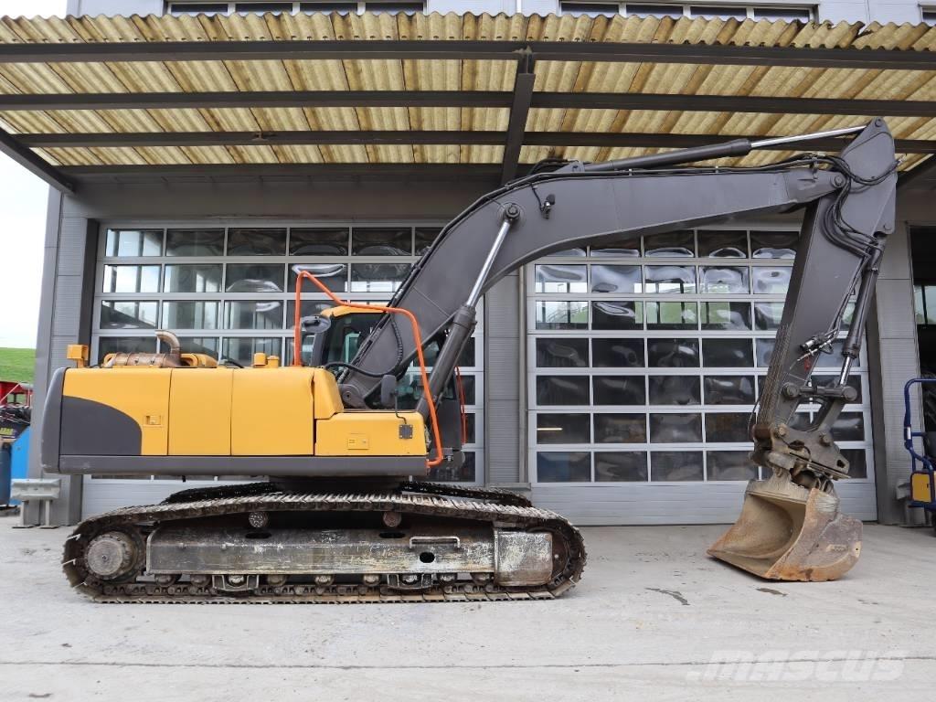 Volvo EC 240 C N L Roomikekskavaatorid