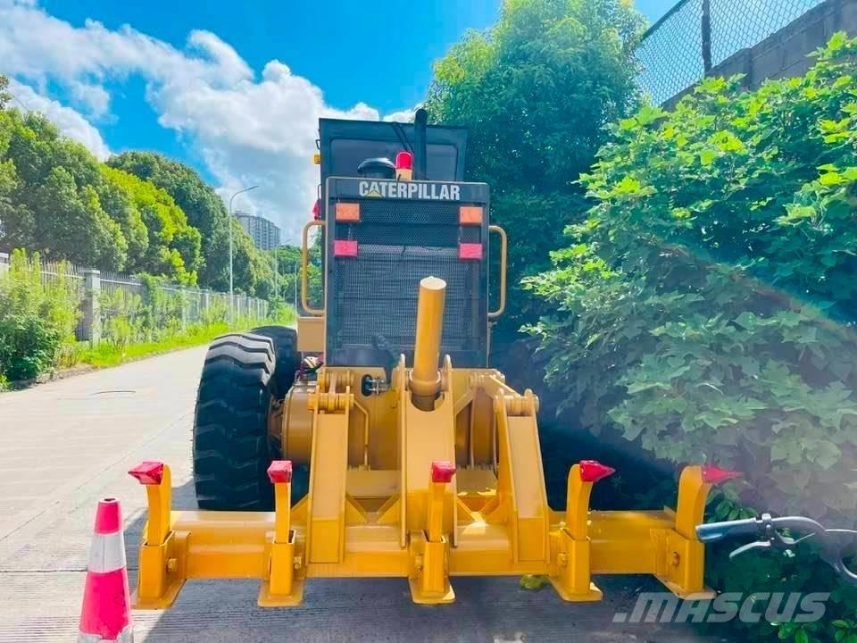 CAT 140h Greiderid