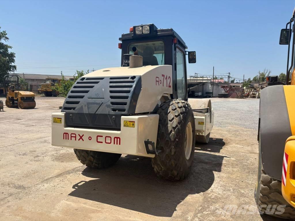  Max Com R712 Pneumorehvidega rullid