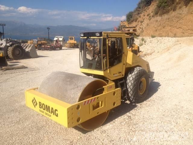 Bomag BW 219 D Ühe trumliga rullid