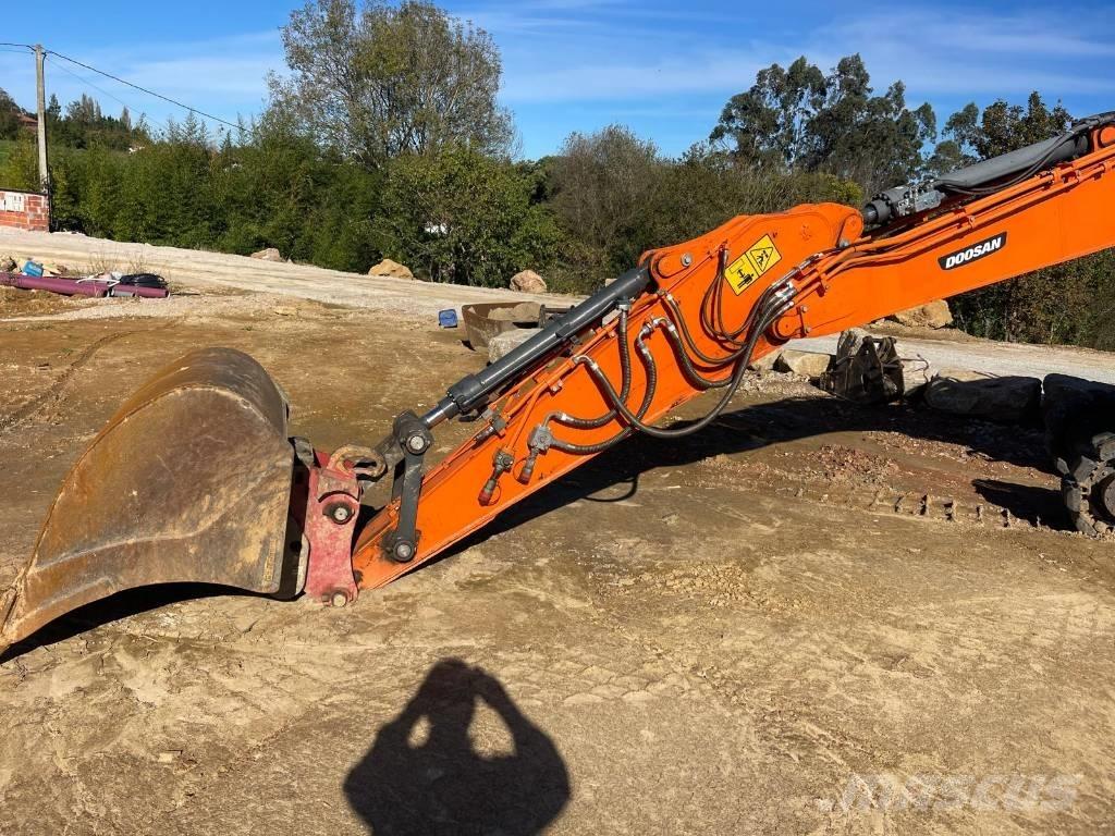 Doosan DX 140 LCR-5 Roomikekskavaatorid