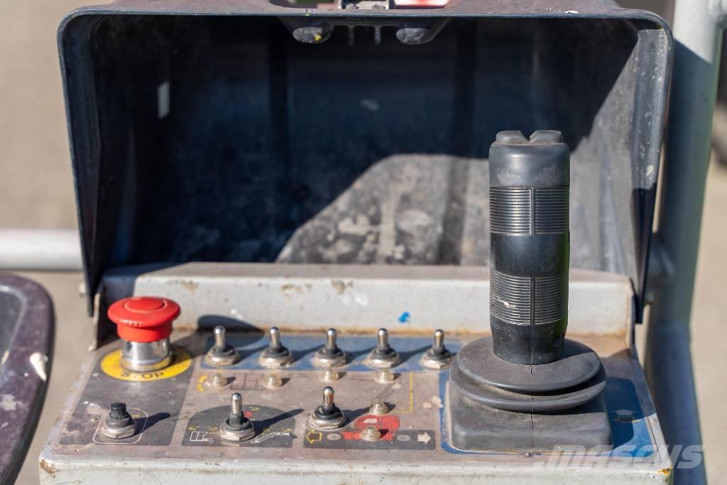 Manitou AETJ 150 Iseliikuvad poomtõstukid