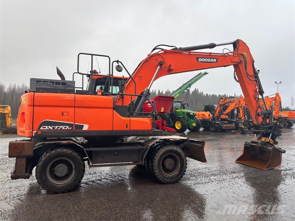 Doosan DX170W-5 Ratasekskavaatorid