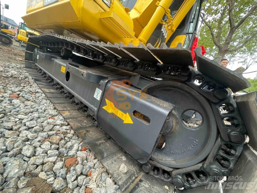 Komatsu PC 130-7 Roomikekskavaatorid