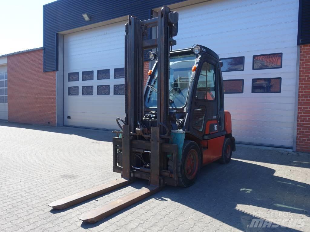 Nissan FGD 02A30Q Diiseltõstukid