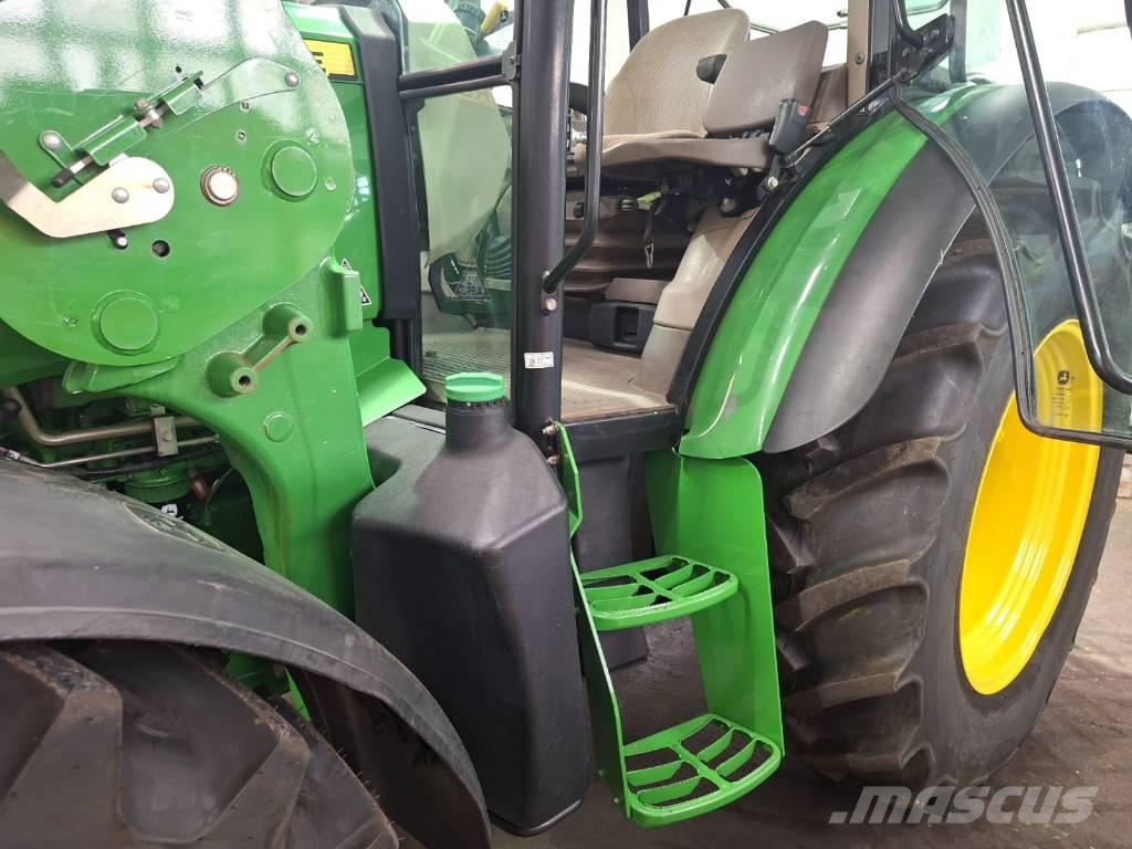 John Deere 5115 M Traktorid