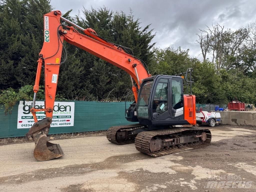 Hitachi ZX 135 US-5B Roomikekskavaatorid