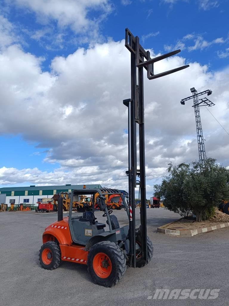 Ausa C 300 H Maastikutõstukid