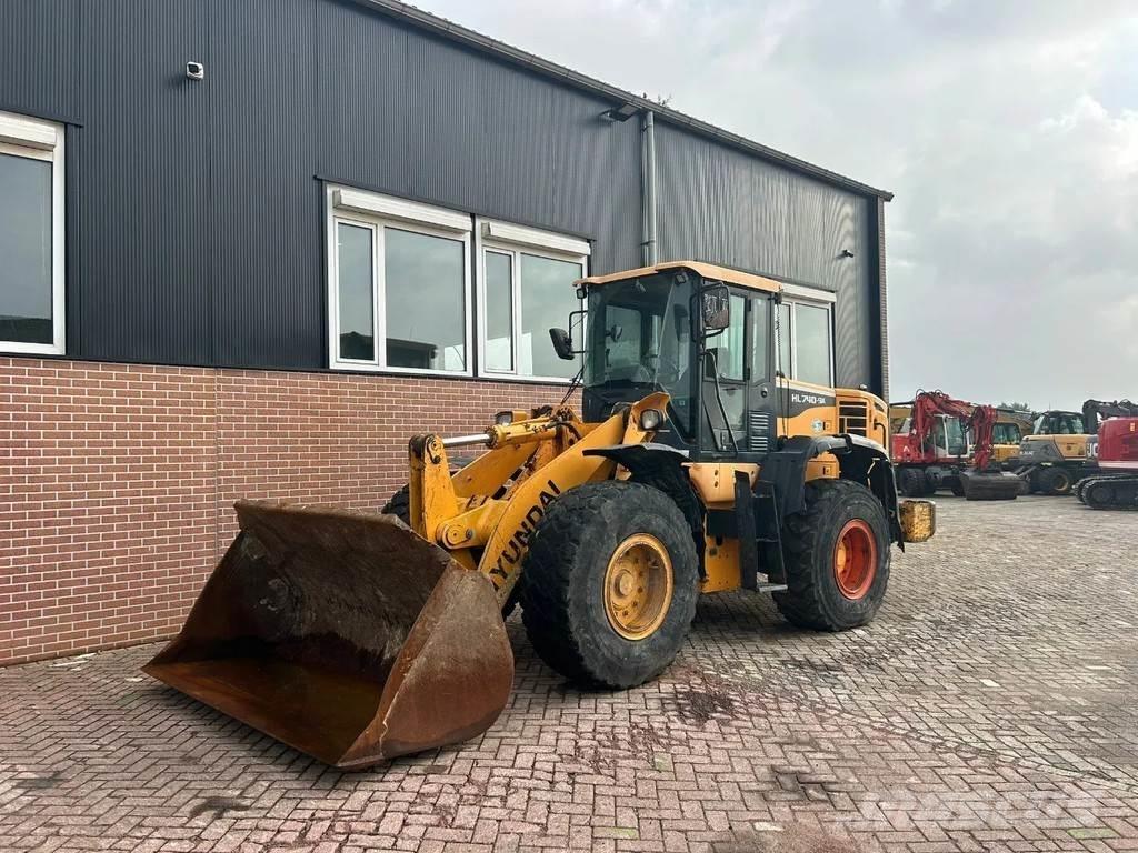 Hyundai HL 740-9A Rataslaadurid