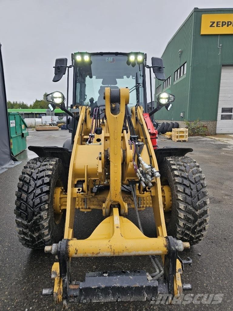 CAT 908 HF Rataslaadurid