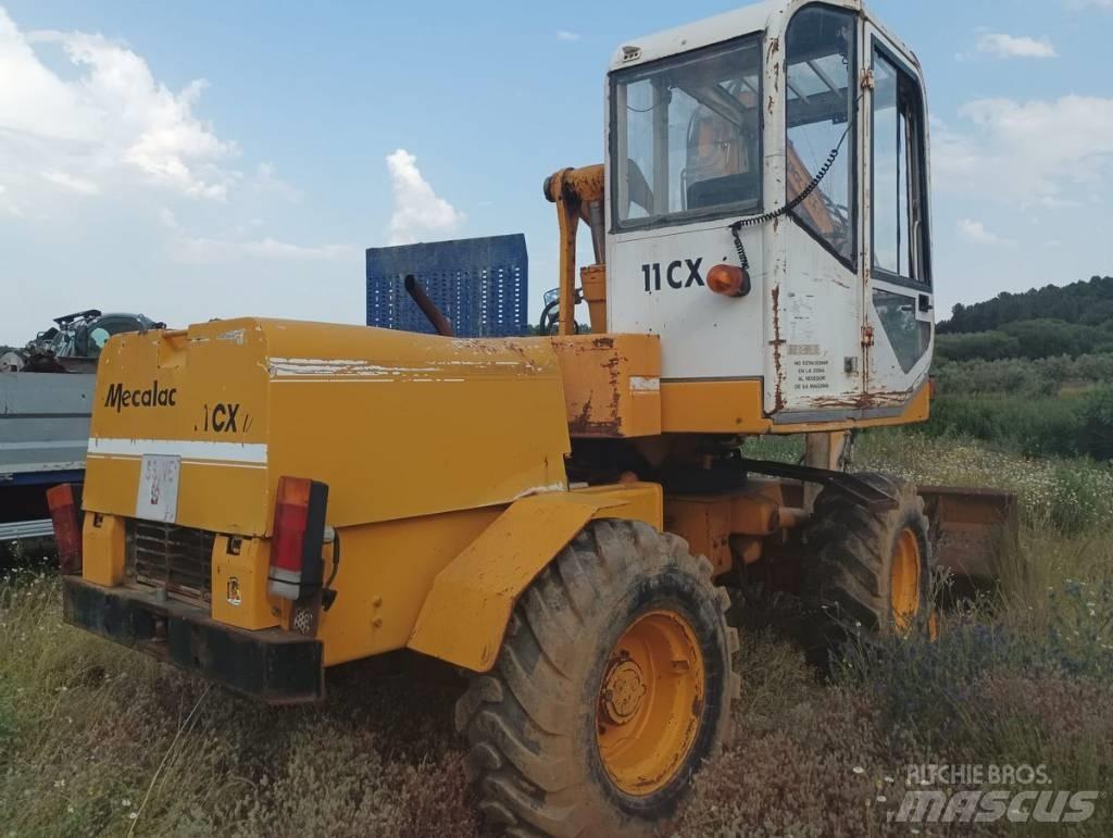 Mecalac 11 CX Ratasekskavaatorid