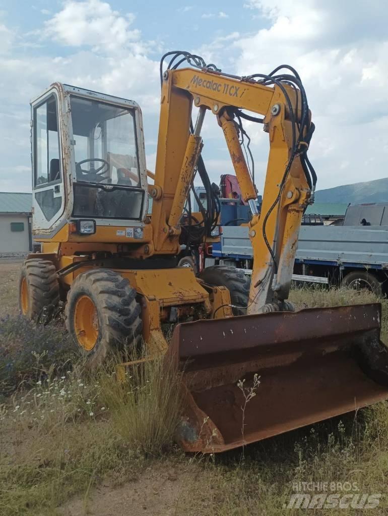 Mecalac 11 CX Ratasekskavaatorid