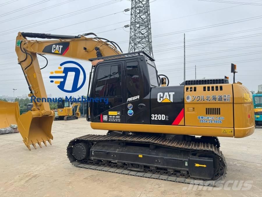 CAT 320D2 Roomikekskavaatorid