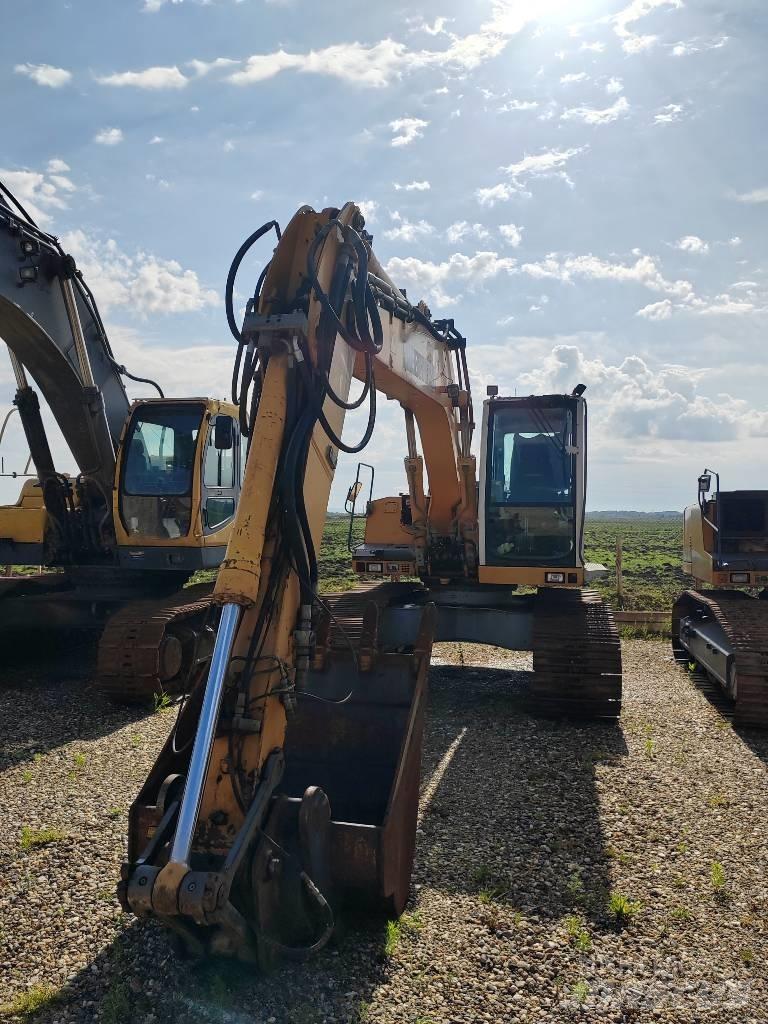 Liebherr R 900 C Roomikekskavaatorid