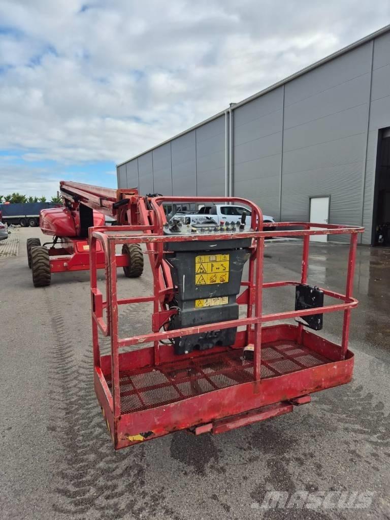 JLG M 600 JP Teleskoop poomtõstukid