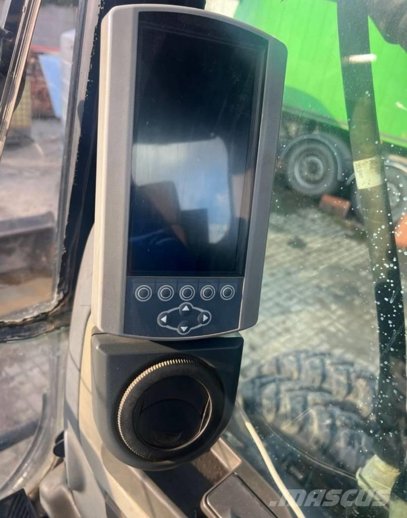 CAT M313D Ratasekskavaatorid