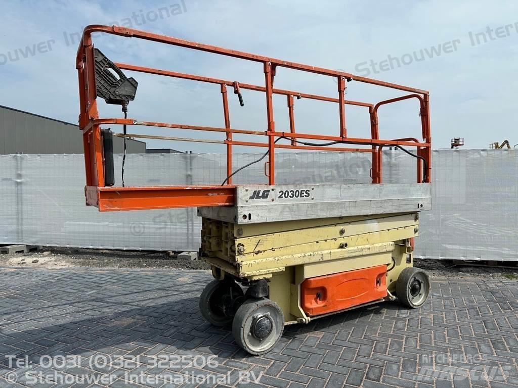 JLG 2030ES Käärtõstukid