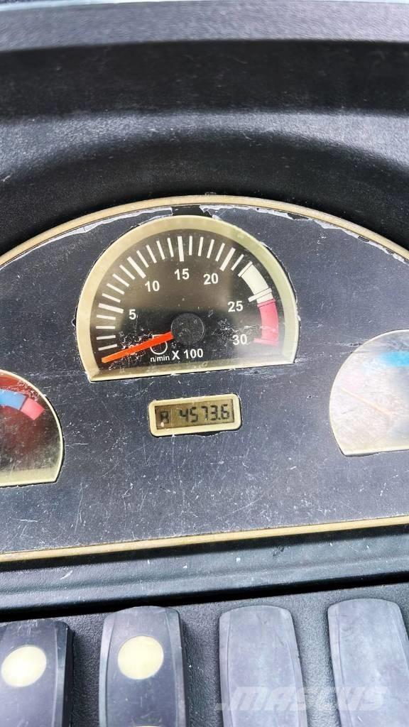 CAT 420 E Ekskavaatorlaadurid