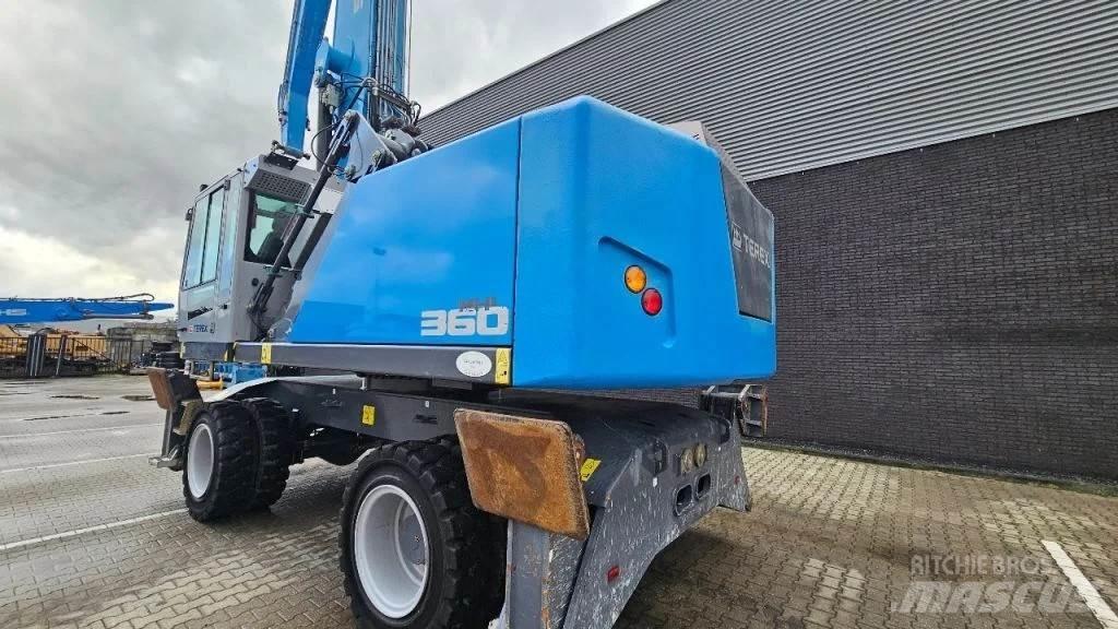 Fuchs MHL360 Materjalikäitlusmasinad