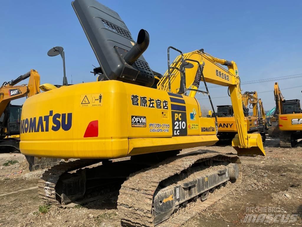 Komatsu PC 210 LC Roomikekskavaatorid