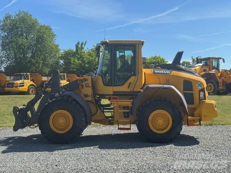 Volvo L 90 H Rataslaadurid