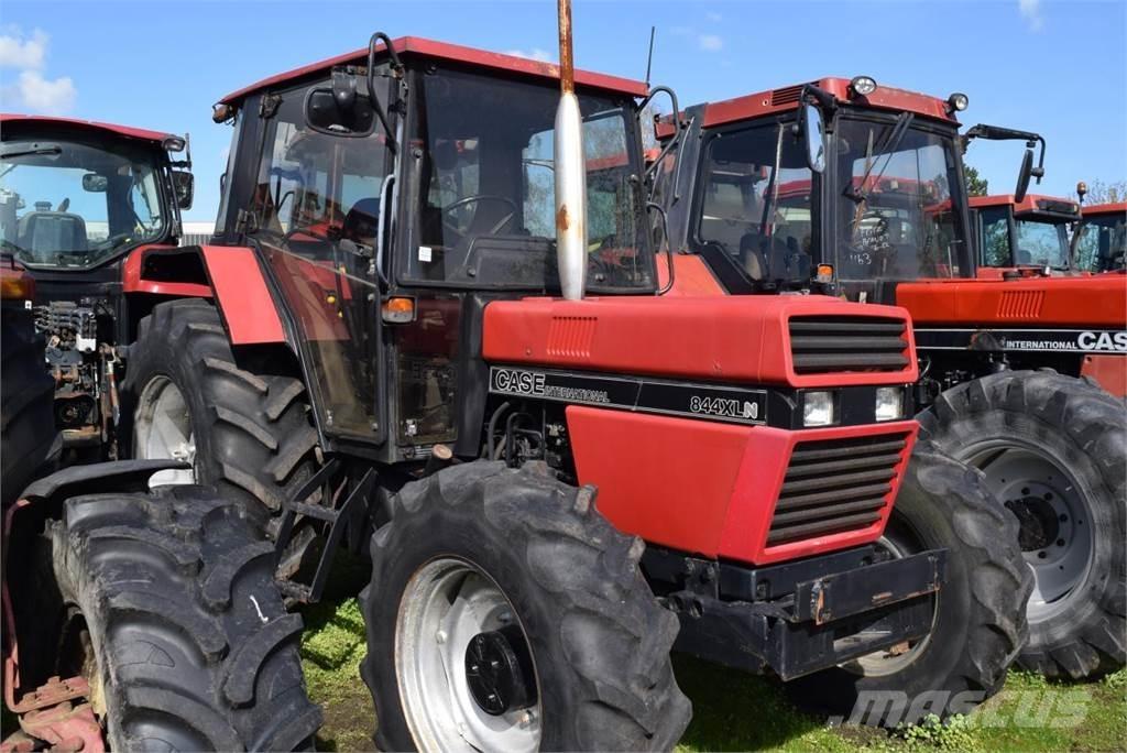 Case IH 844 XLN Traktorid