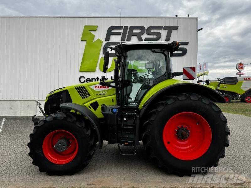 CLAAS AXION 870 Traktorid