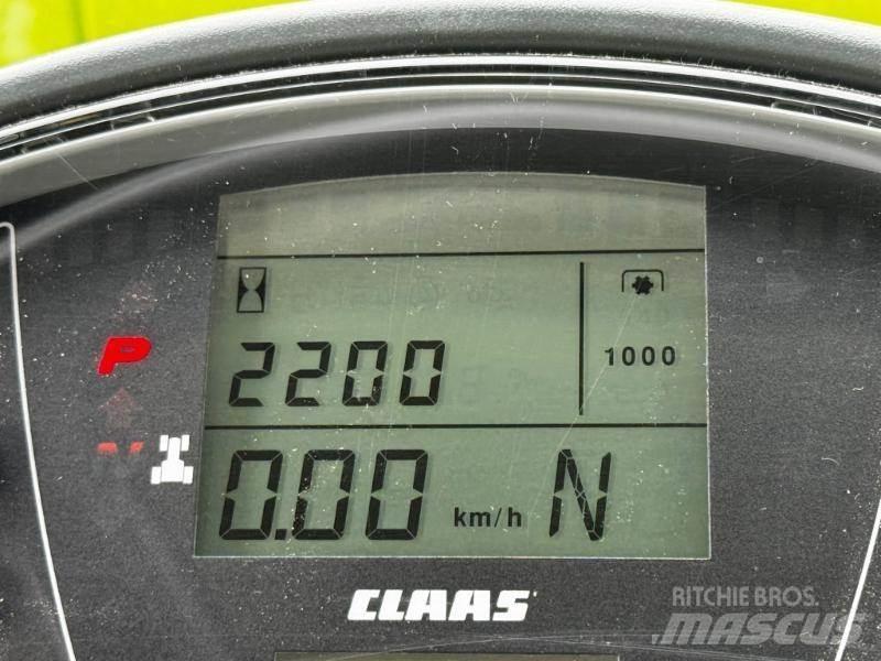 CLAAS AXION 870 Traktorid