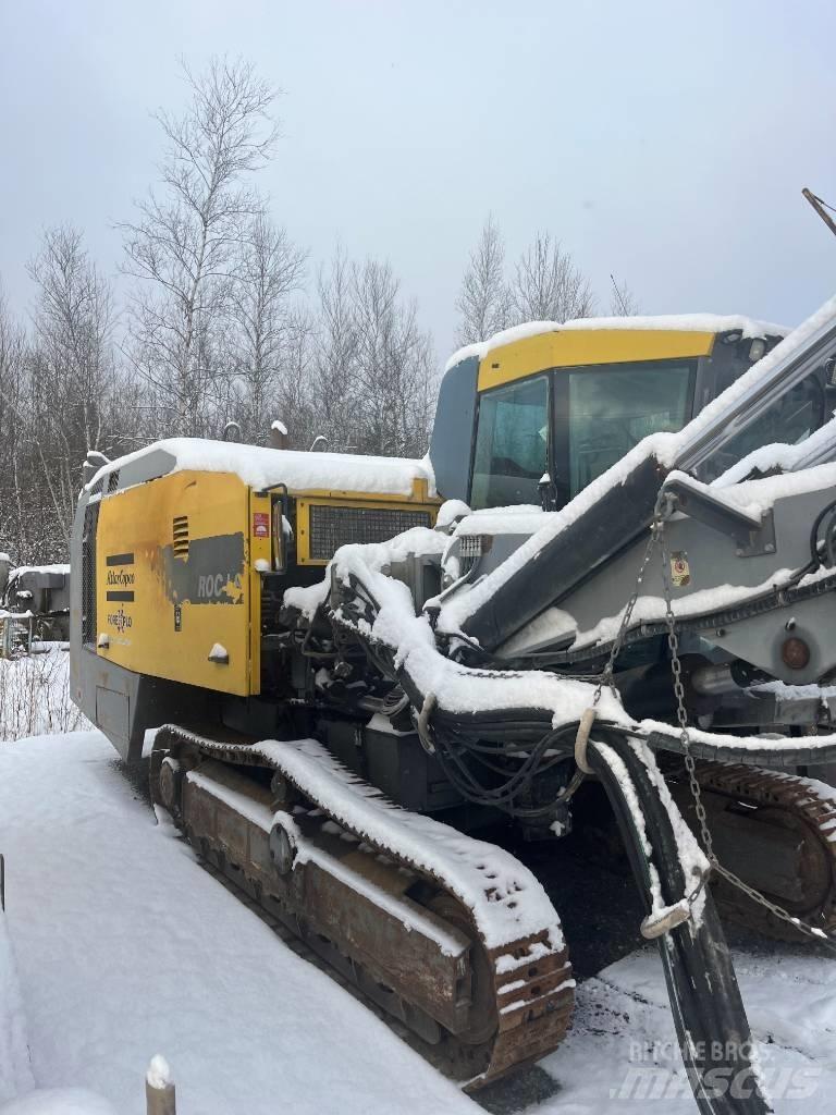 Atlas Copco L8.30 Vertikaalsed puurmasinad