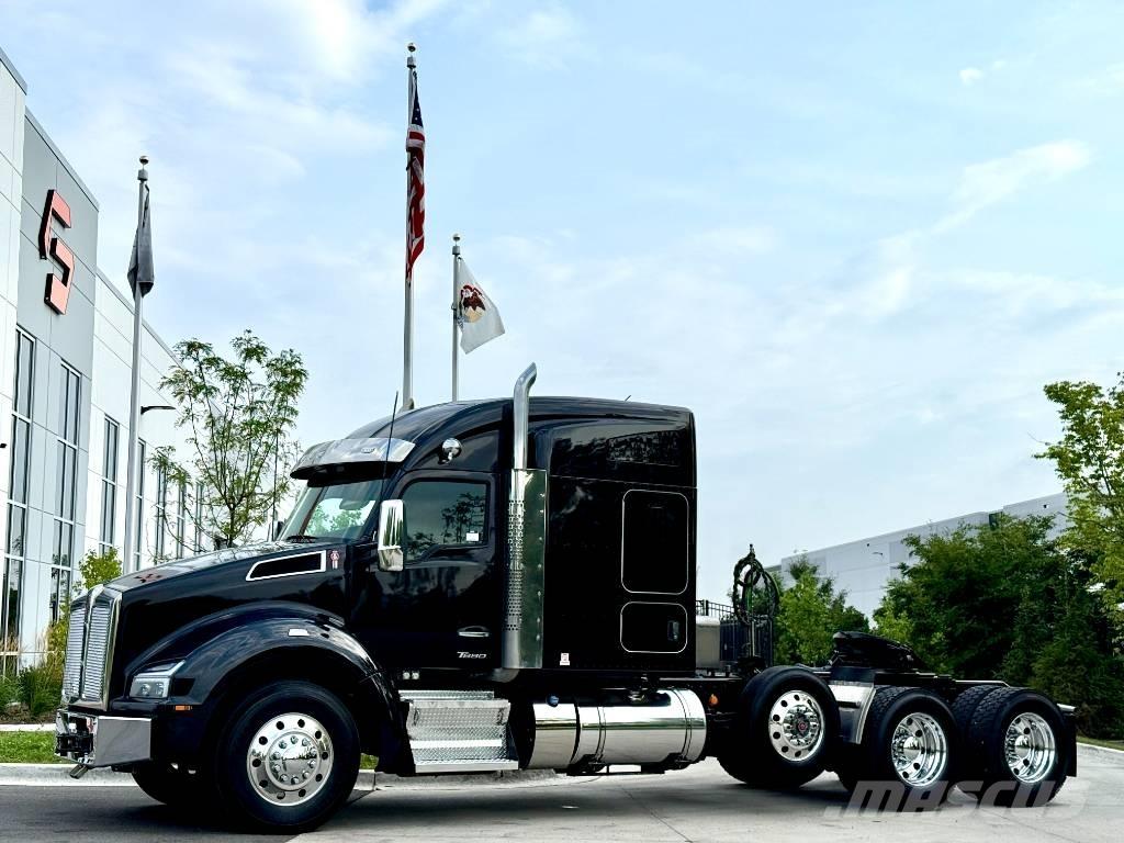 Kenworth T 880 Sadulveokid