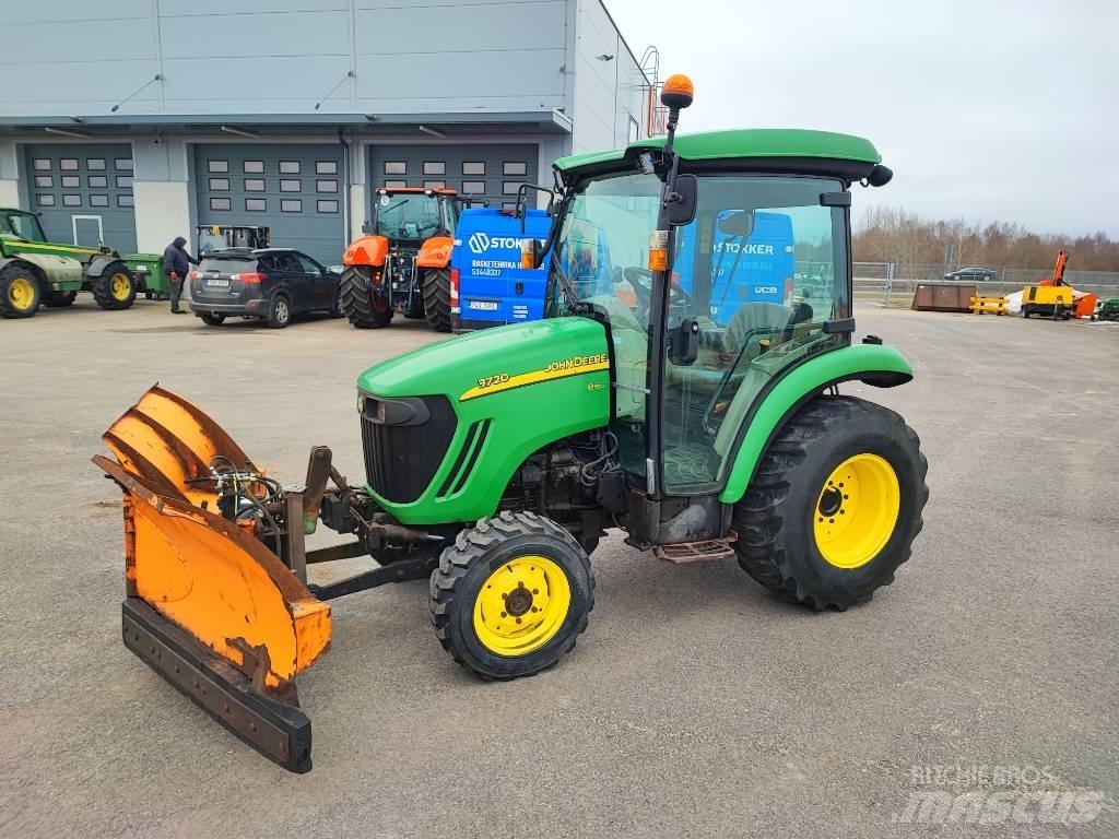 John Deere 3720 Kompakttraktorid