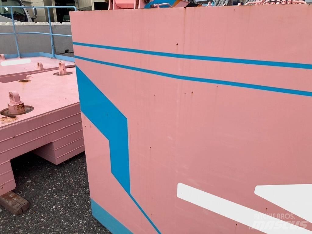 Kobelco SK2200D Maastikutõstukid