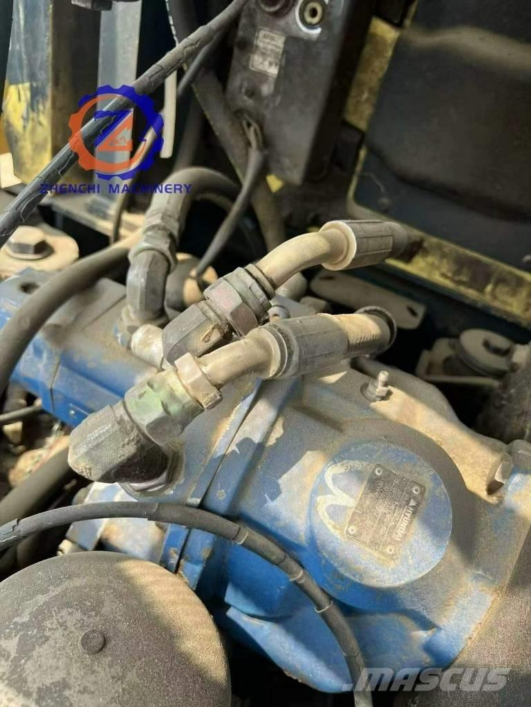 Hyundai 60 W Ratasekskavaatorid