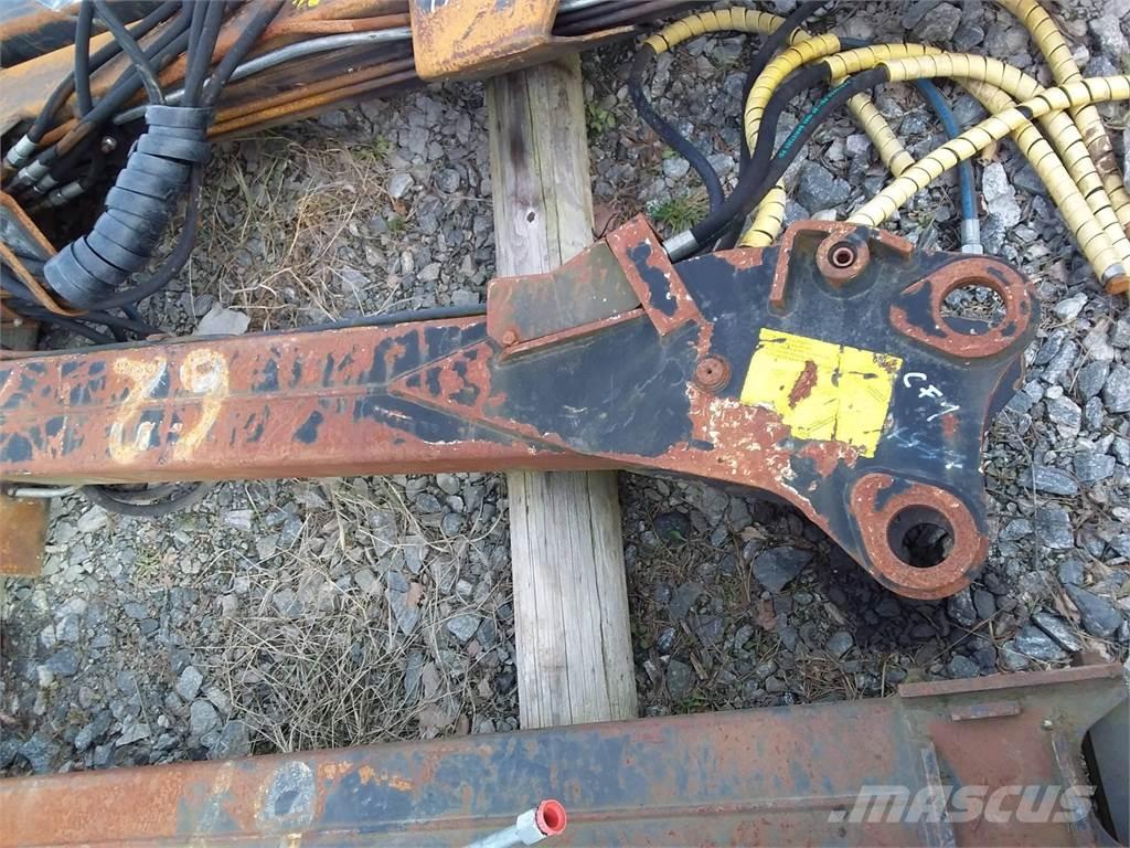 John Deere CF 1 Forvarderi kraanad