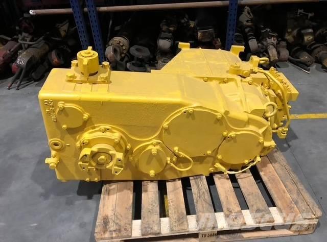 Komatsu WA 600-1 Ülekandemehhanism