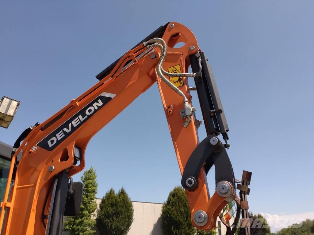 Develon DX 27 Z-7 Miniekskavaatorid < 7 t