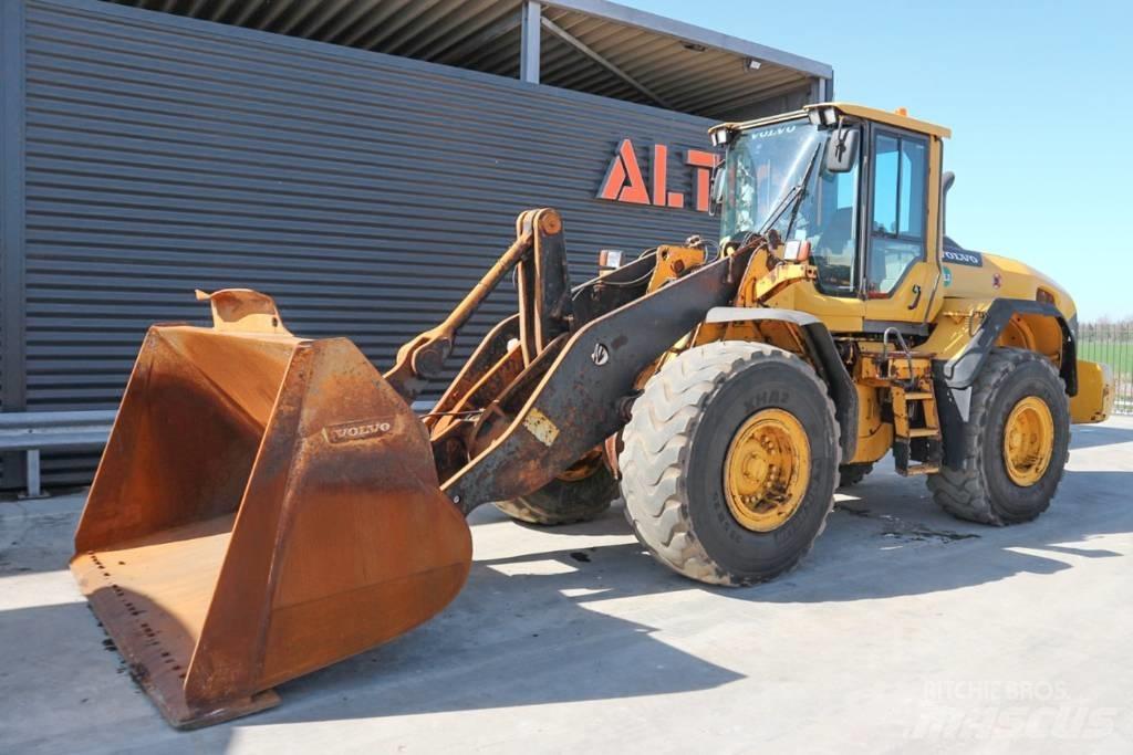 Volvo L120G Rataslaadurid