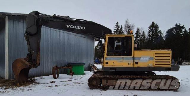 Volvo EC 230B Roomikekskavaatorid