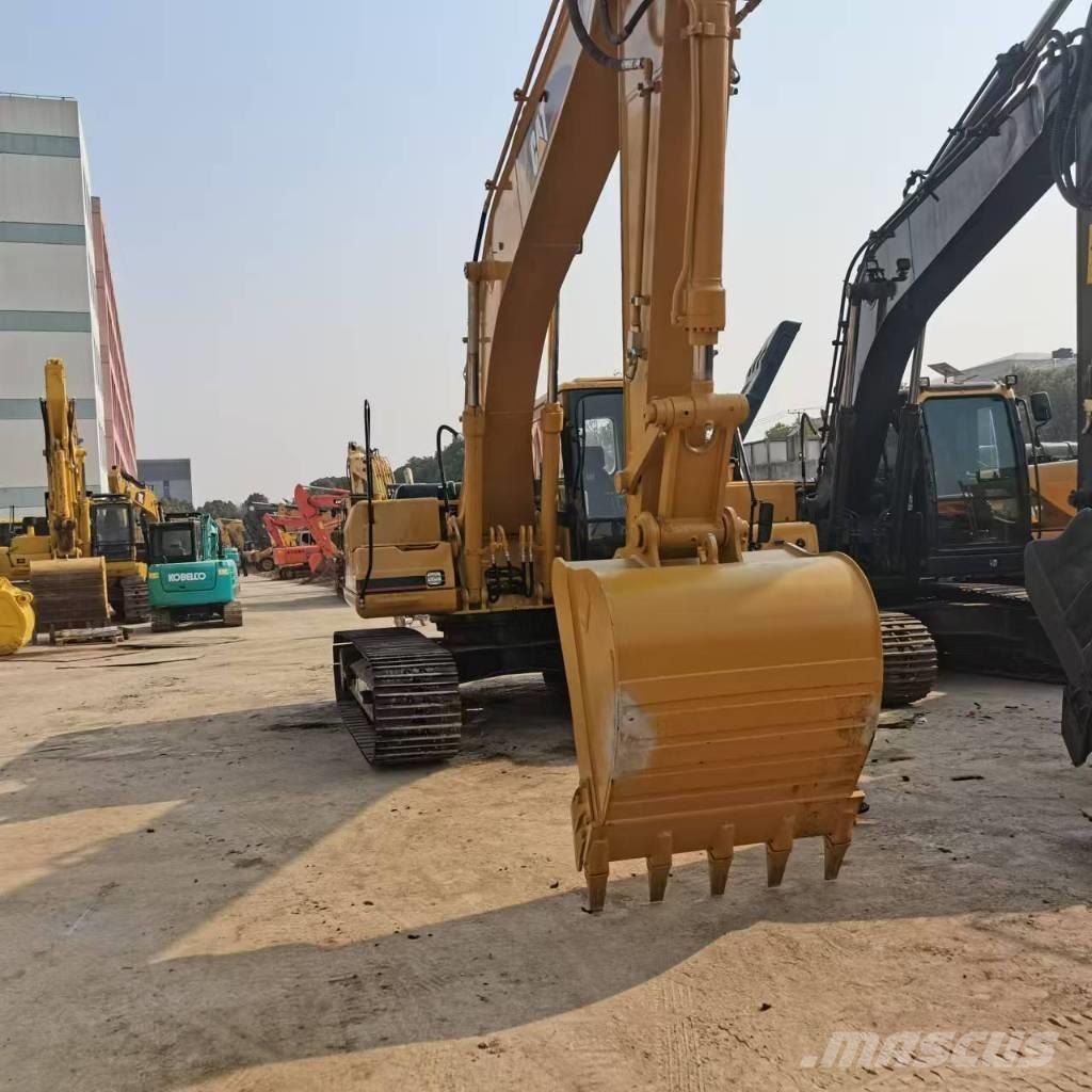 CAT 320 B L Roomikekskavaatorid
