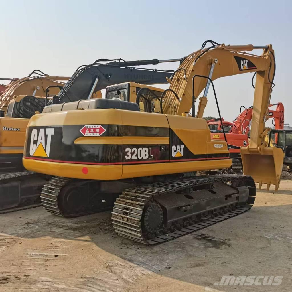CAT 320 B L Roomikekskavaatorid