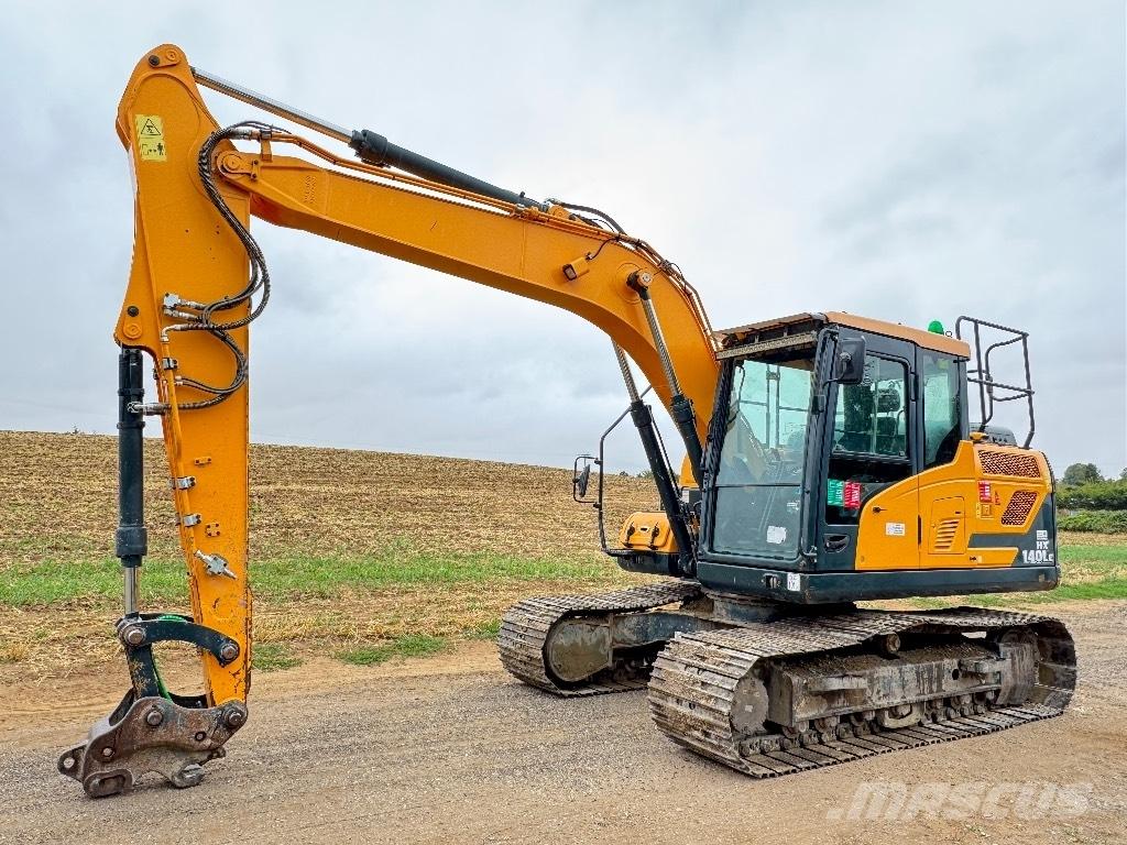 Hyundai HX140 LC Roomikekskavaatorid