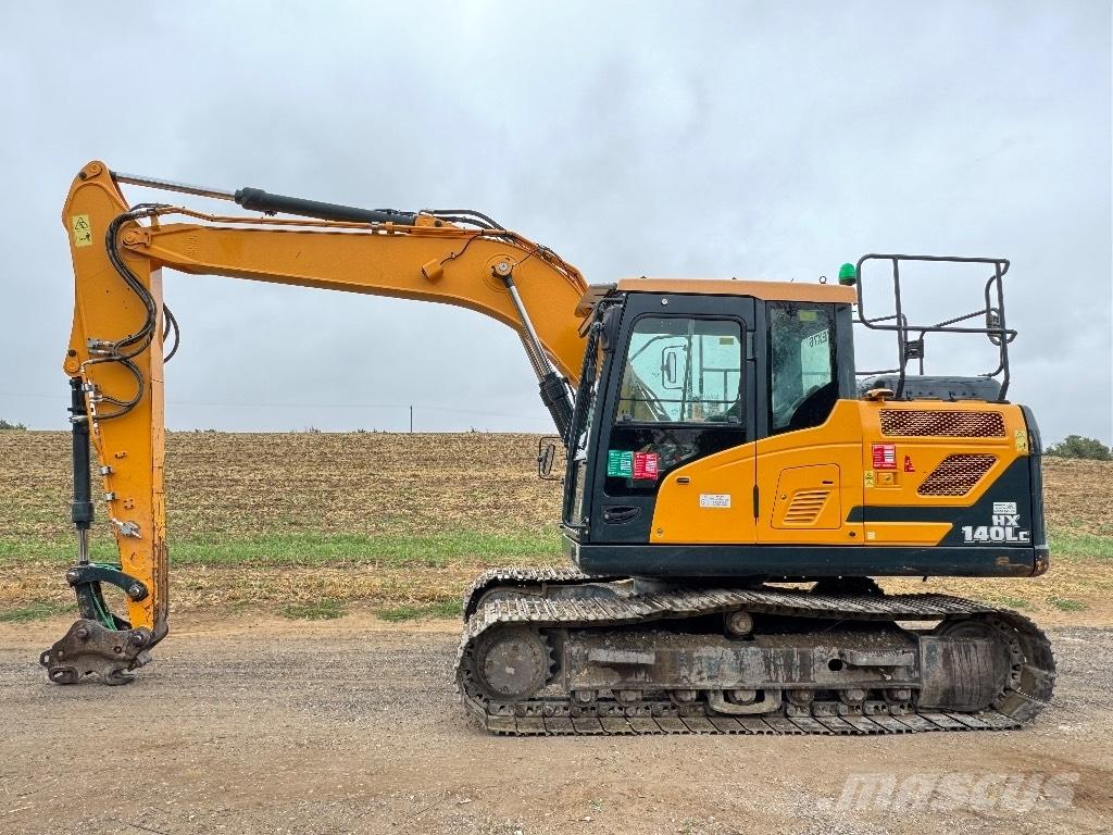 Hyundai HX140 LC Roomikekskavaatorid