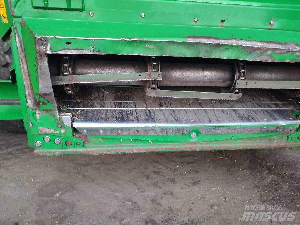John Deere T 670 i Teraviljakombainid